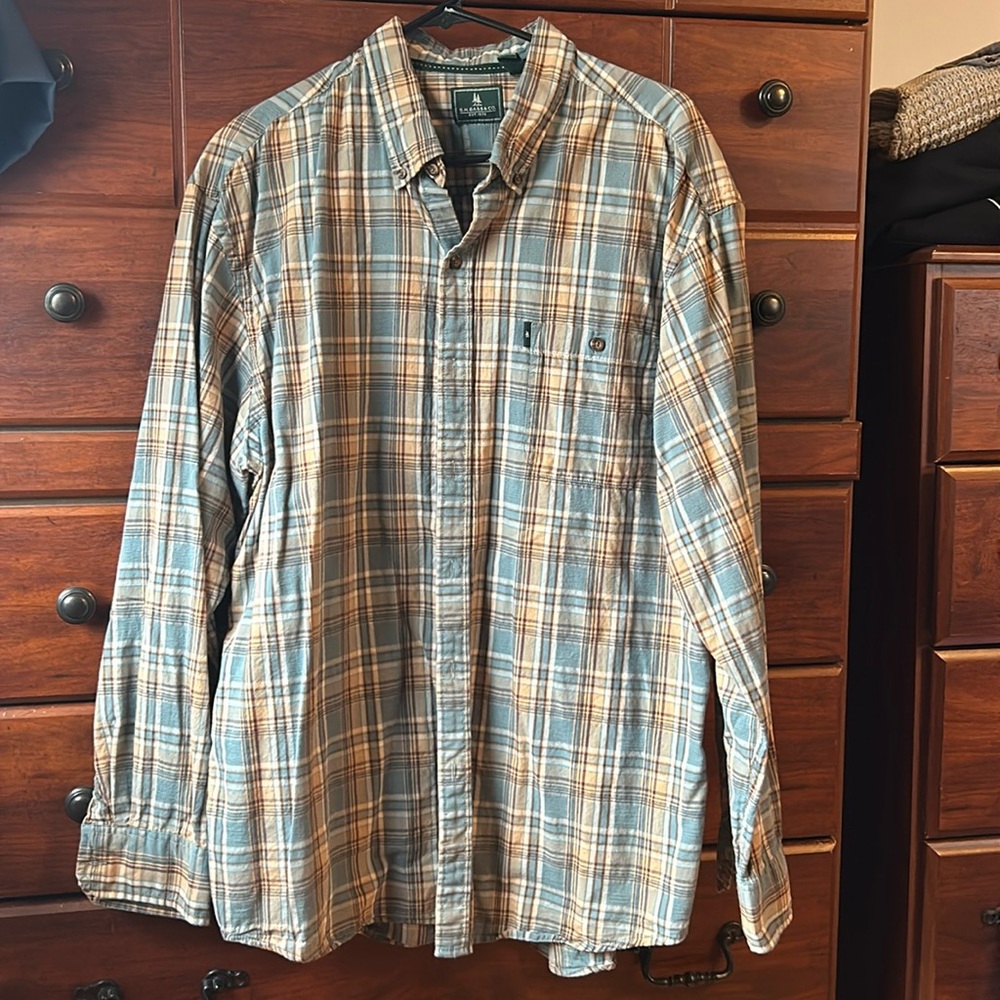 Men’s button up dress shirt. Light blue/tan plaid